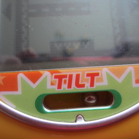 Vtech TILT QUIZ BIZ Handheld Educational Learning Game (tested, works) - Picture 4 of 4